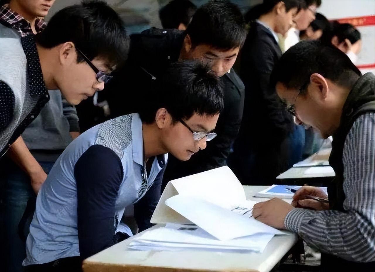 鐵路薪資改革邁入新時代，科技重塑未來，最新動態(tài)揭示變革趨勢