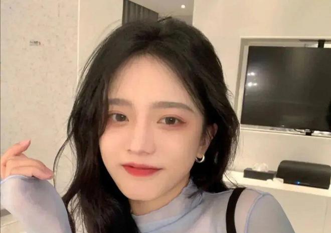 最新長發(fā)美女視頻，心靈與自然的絕美之旅