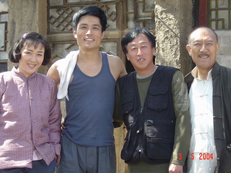 趟過(guò)女人河的男人，演員陣容與勵(lì)志之作喚醒內(nèi)心力量。