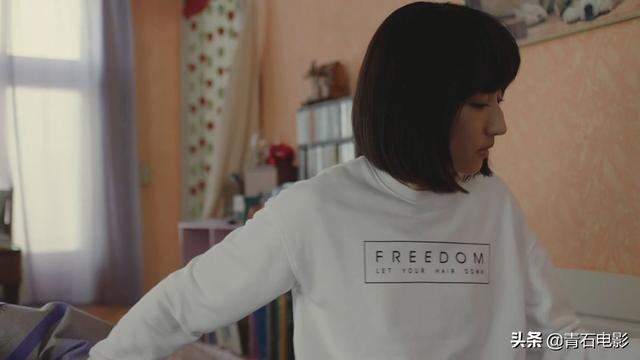 演員何佳，炸裂演技，魅力四射??
