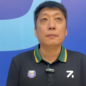 岳鵬飛，時(shí)代之光，影壇新星閃耀之路