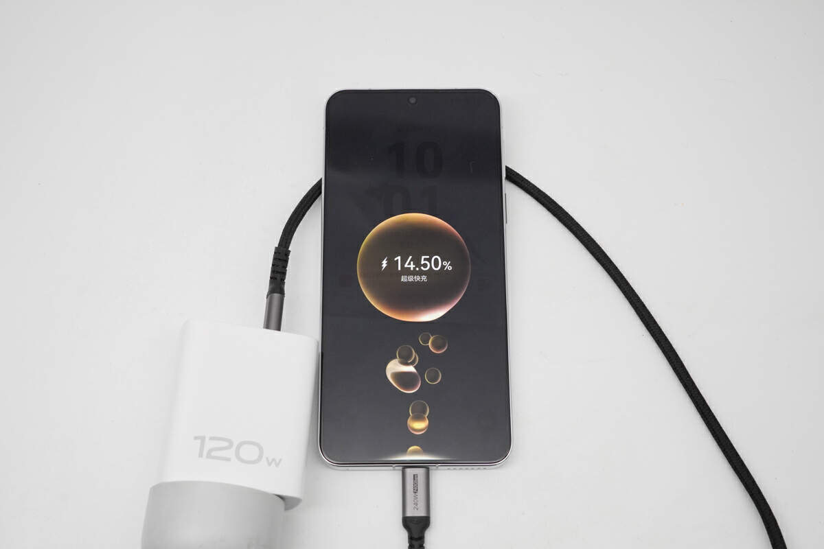 最新快充技術(shù)革新引領(lǐng)未來能源革命，極速充電體驗(yàn)開啟新篇章