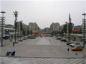 彭山貼吧最新動(dòng)態(tài)，科技新浪潮引領(lǐng)智能產(chǎn)品重磅登場(chǎng)！