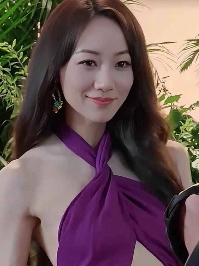 女性頭像時尚潮流演變，最新風尚與2025年流行趨勢預測